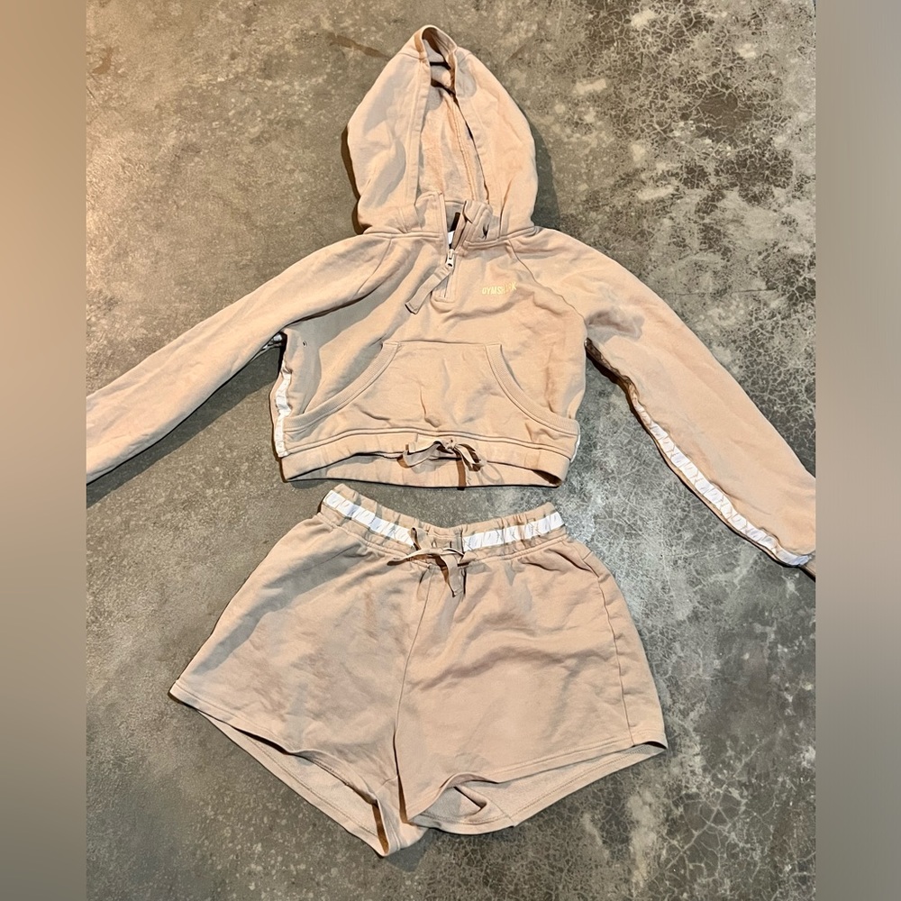 Tan Gym Shark Cropped Set